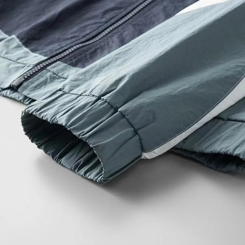 Arcadia Hooded Windbreaker
