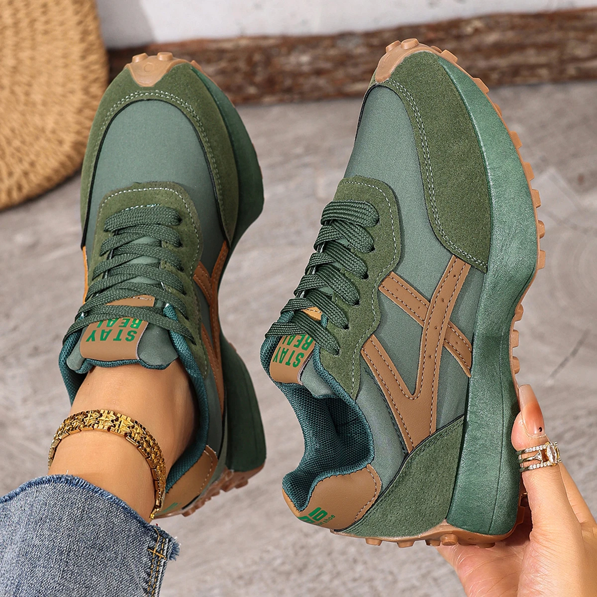 Aspen Everyday Sneakers