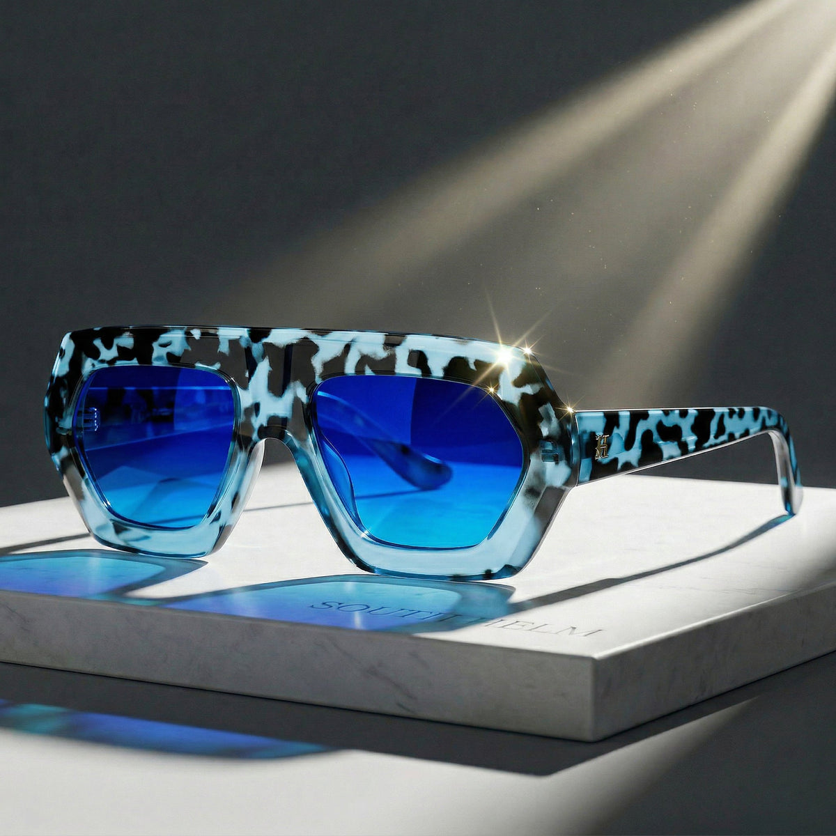 Palmer Retro Sunglasses
